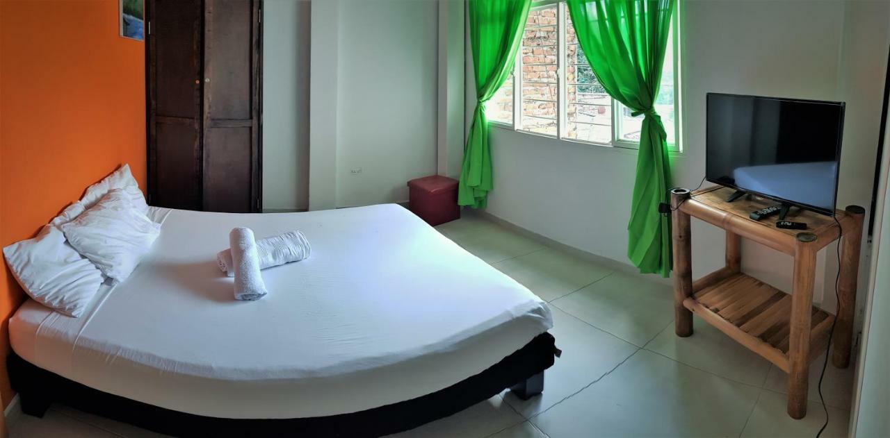 Hostal La Mercedes Street 卡利 外观 照片